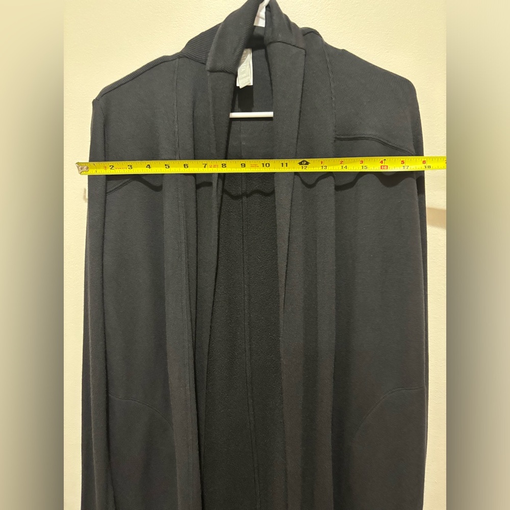 Athleta Womens Compact Coaster Long Wrap Cardigan Sweater Size XS Black Ribbed - Picture 9 of 9